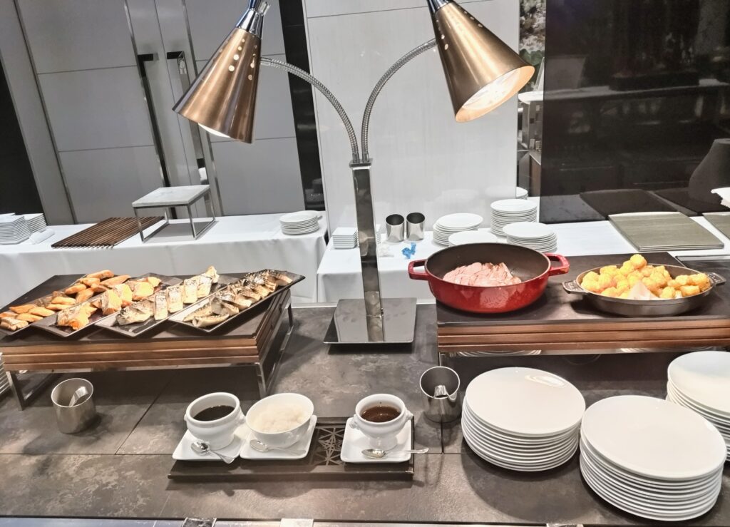 THE KAHALA HOTEL&RESORT YOKOHAMA（ザ・カハラ・ホテル＆リゾート 横浜）の朝食ビュッフェのメニューの写真